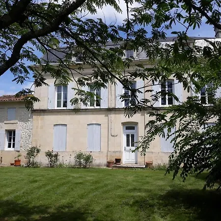 Couette-café Le Domaine De Bellevue 3*