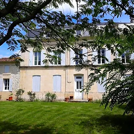 Le Domaine De Bellevue 3* Tanzac