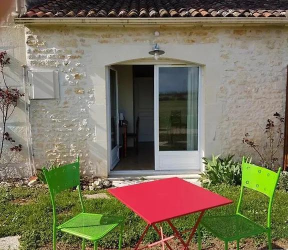 Le Domaine De Bellevue Bed & Breakfast