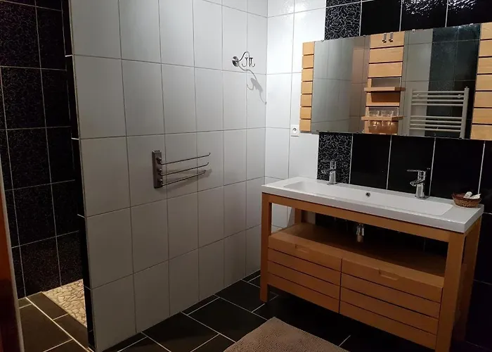 Le Domaine De Bellevue Bed and Breakfast Tanzac